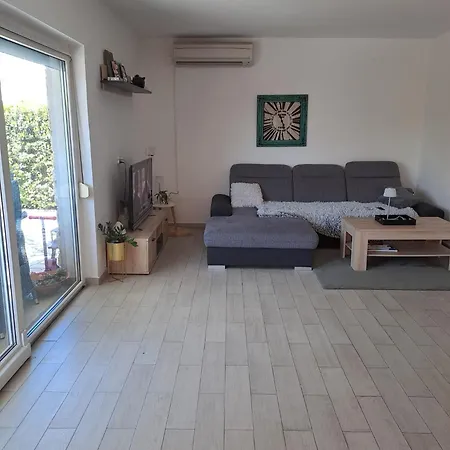 Διαμέρισμα Novi Vinodolski Apartments *