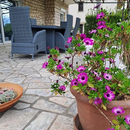 Novi Vinodolski Apartments Διαμέρισμα *